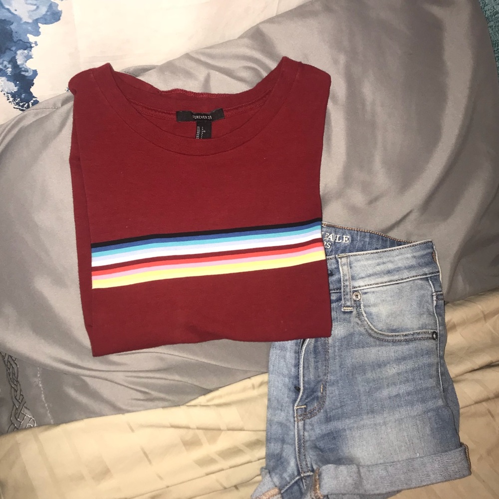 Striped tee 🍒